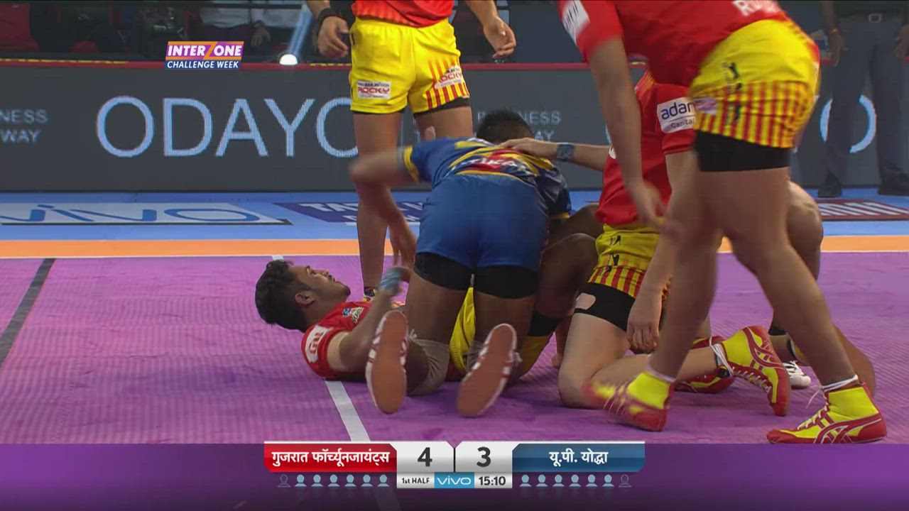 प्रो कबड्डी 2018, मैच हाइलाइट्स, 18 नवंबर: गुजरात फार्च्यूनजायंट्स ने यूपी योद्धा को 37-32 से हराया