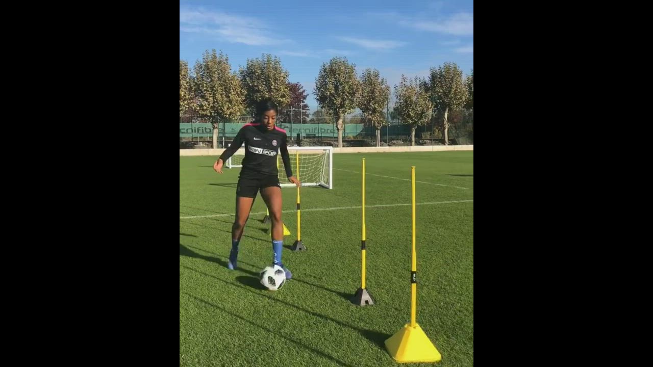 PSG & Canada Women's National Soccer Team Player Ashley Lawrence Shows Off Her Football Skills