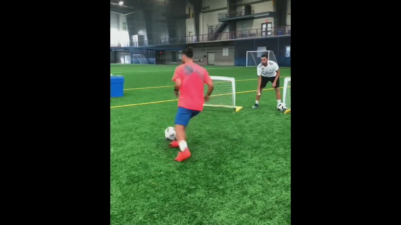 Football Skills And Drills: MALS Star Molham Babouli