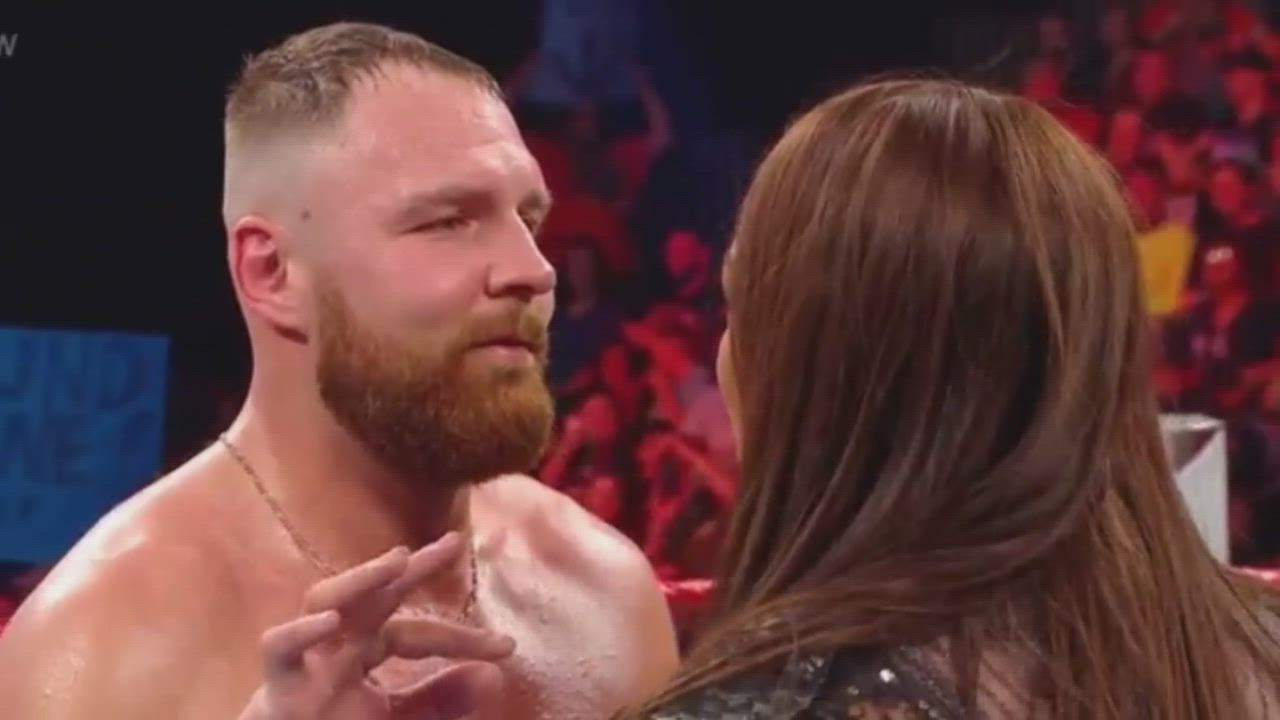 WWE Video: डीन एम्ब्रोज़ vs नाया जैक्स का इंटरजेंडर मैच कैंसल करने की वजह