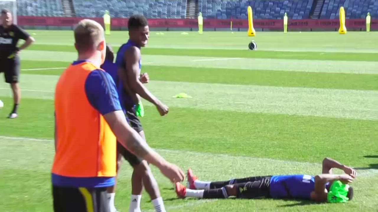 Manchester United: Lingard and Rashford in hysterics after passing drill breaks down