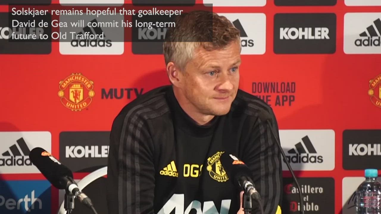 Manchester United Transfer News: Solskjaer remains hopeful that goalkeeper David de Gea will commit his long-term future to Old Trafford