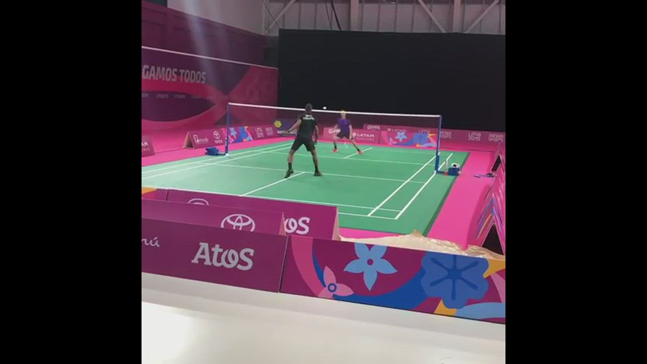 Badminton : Practice before competition