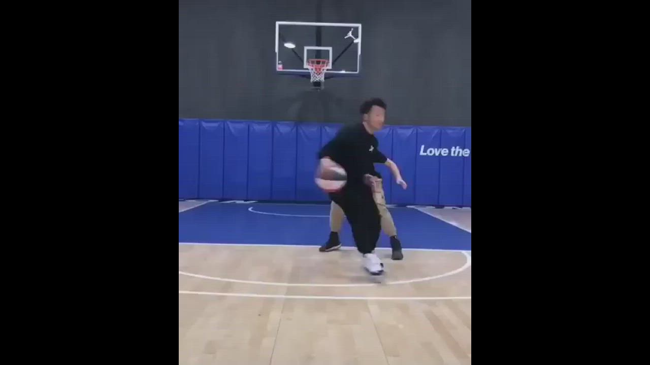 Basketball Skills This spin on board shot is amazing