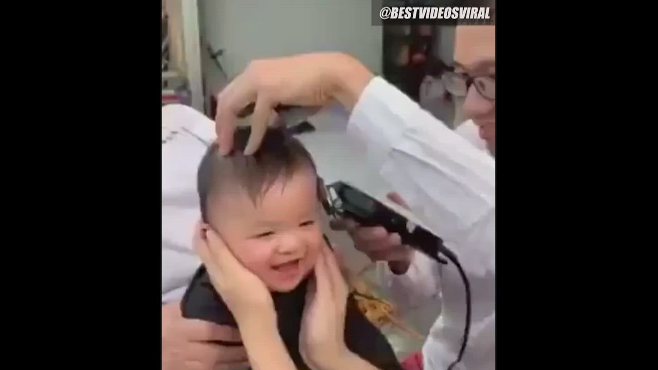 Pogba getting a haircut knowing he missed a penalty but still got paid