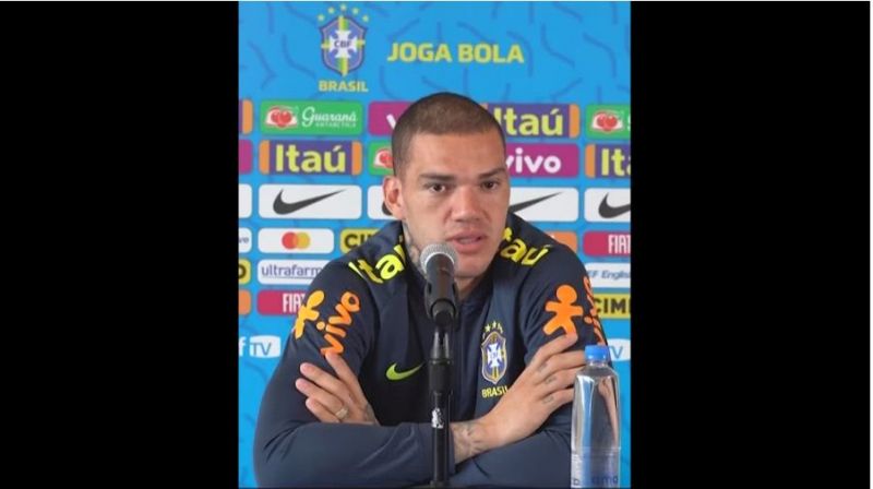Ederson speaks to the media about Neymar, says he seems happy