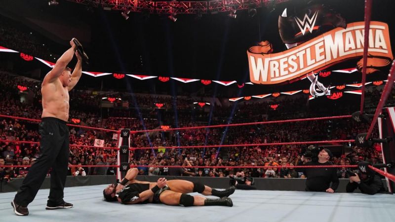 WWE Video: ब्रॉक लैसनर ने किया ड्रू मैकइंटायर पर हमला, रेसलमेनिया मैच का हुआ ऐलान