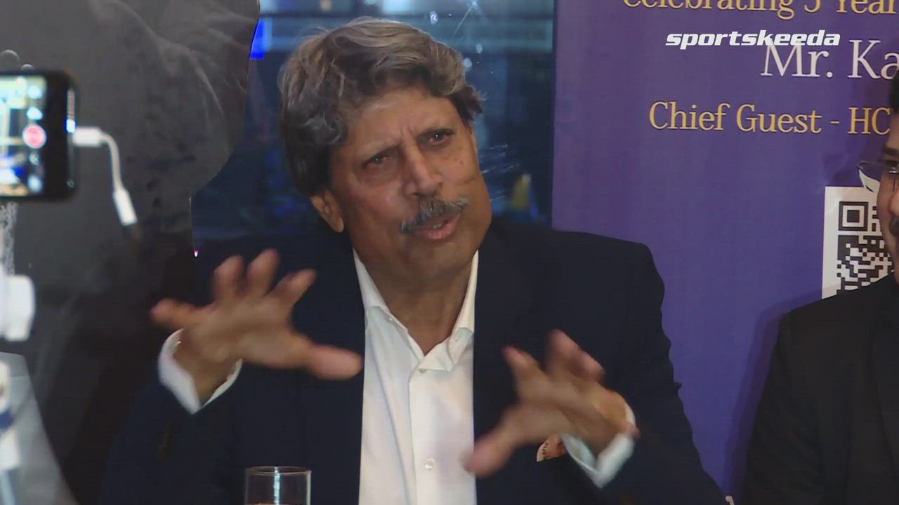 Kapil Dev Slams Reporter, Says I Am A Dhoni Fan!