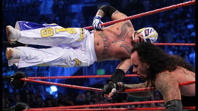 WWE Video: अंडरटेकर ने बताया कैसे रे मिस्टीरियो ने तोड़ी थी नाक?