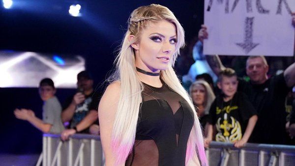 Alexa Bliss gets engaged; Sheamus to feature in a new movie? | WWE News Roundup